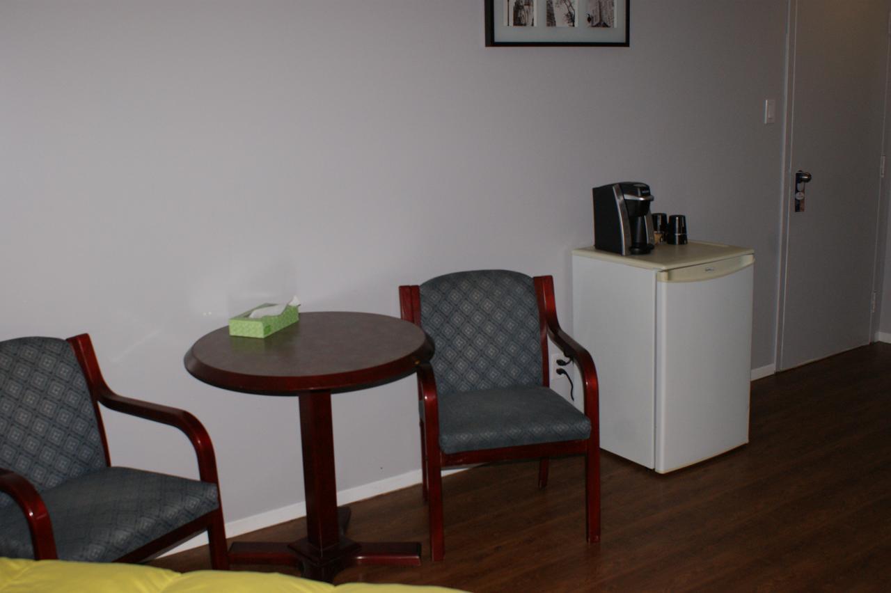 Motel Le Victo Victoriaville Exterior foto